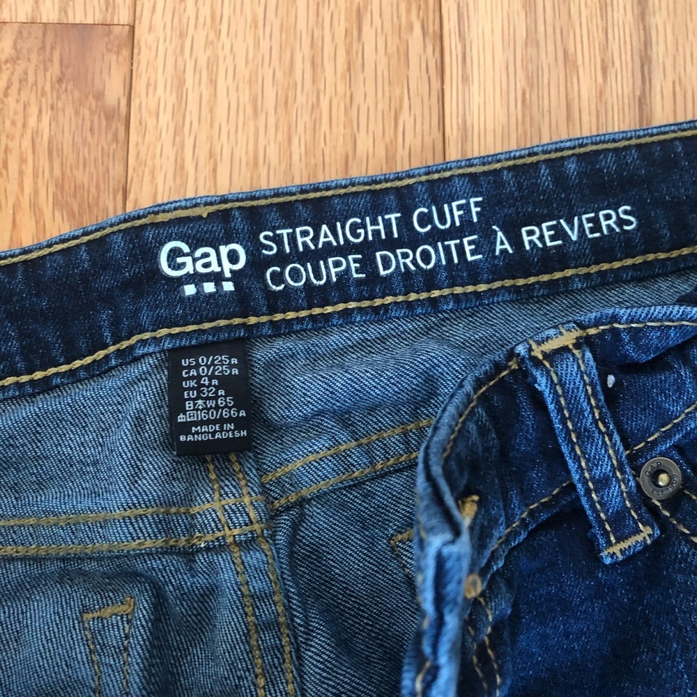 Gap jeans with cuffed bottom size 25 - Picture 2 of 3